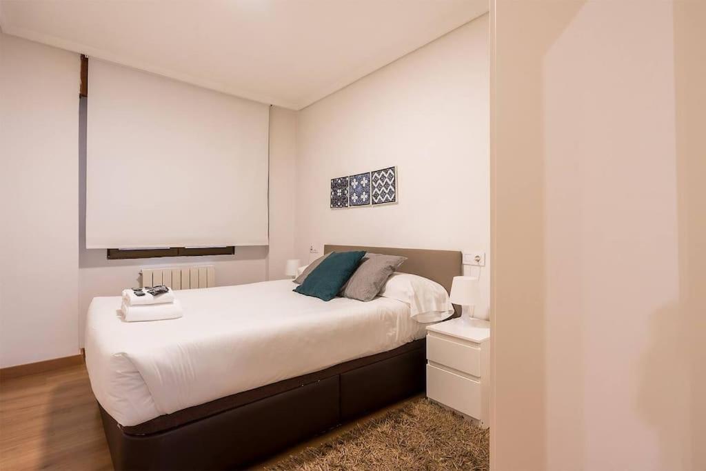 Vt En La Ribera De Bilbao Apartment ภายนอก รูปภาพ